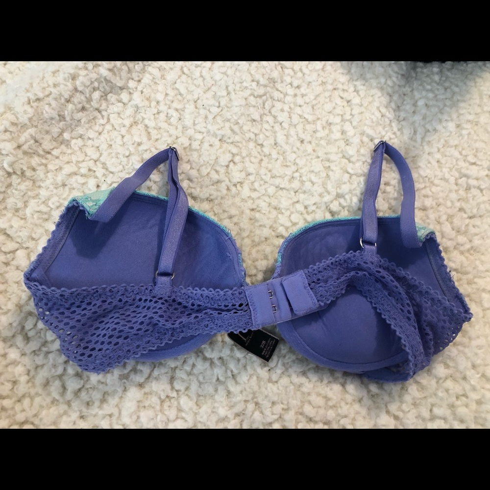 VS Bra!! - Picture 2 of 8